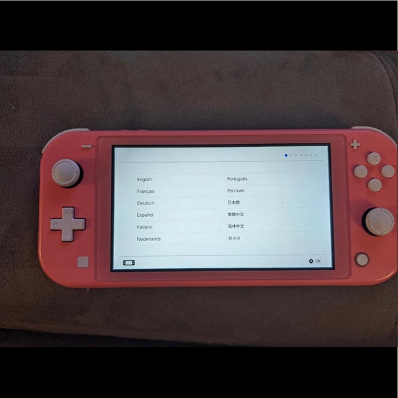 💕Pink Nintendo Switch Lite w/ accessories🌸💓 - Picture 4 of 10
